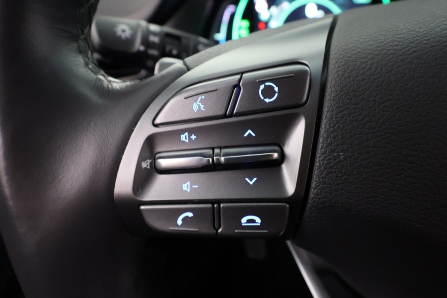 Hyundai IONIQ plug-in vaihtoauto