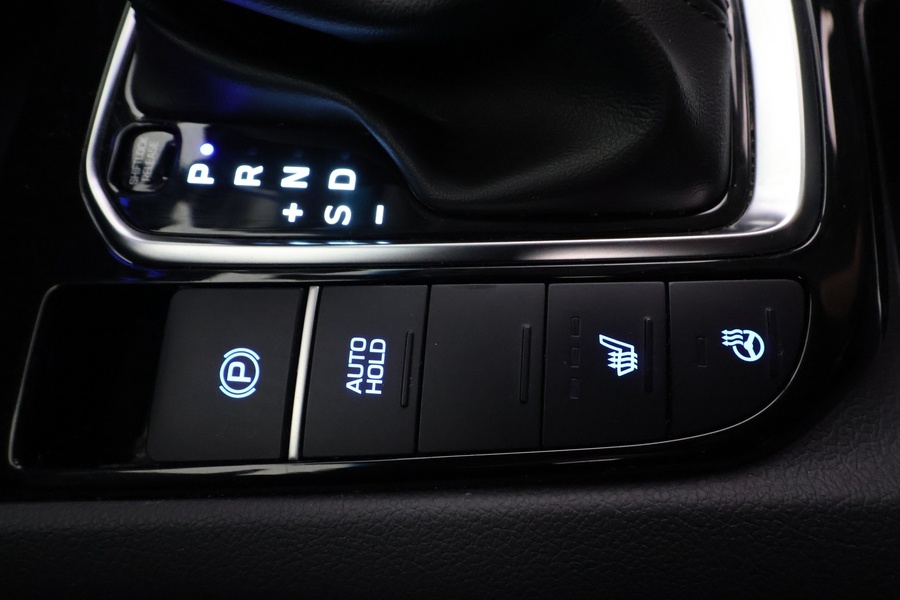 Hyundai IONIQ plug-in vaihtoauto