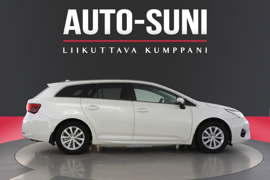 Toyota Avensis vaihtoauto