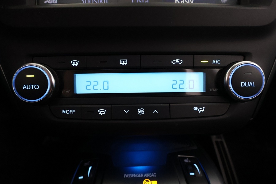 Toyota Avensis vaihtoauto