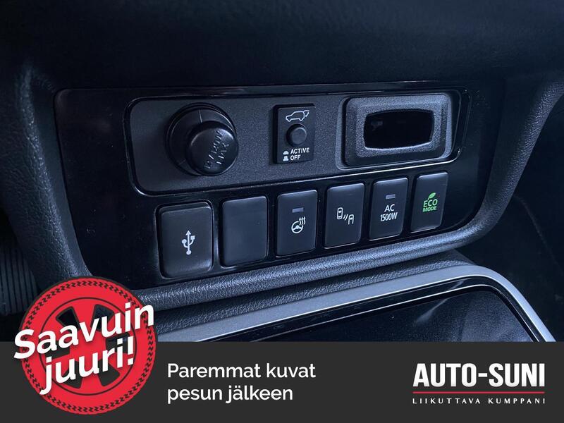 Mitsubishi Outlander PHEV vaihtoauto