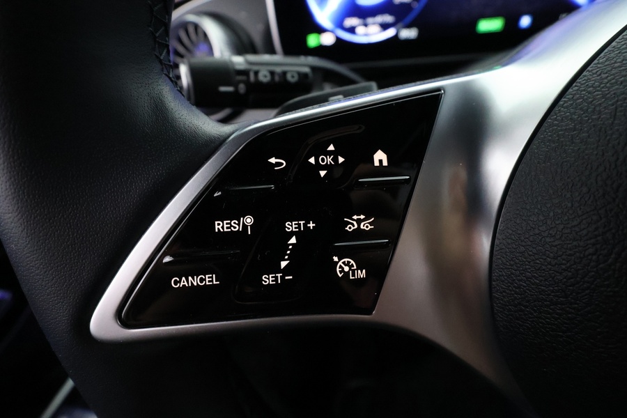 Mercedes-Benz EQE vaihtoauto