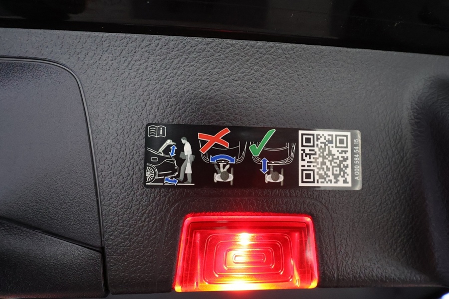 Mercedes-Benz EQA vaihtoauto