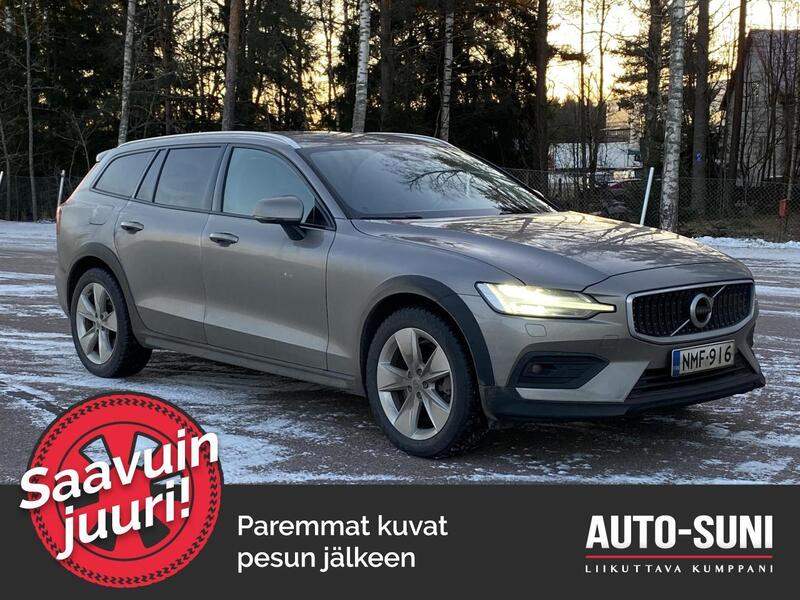 Volvo V60 Cross Country vaihtoauto
