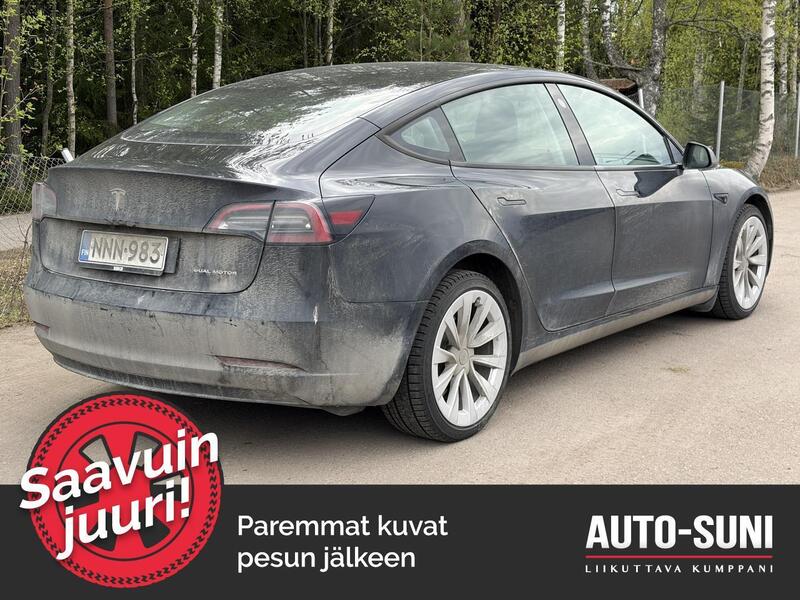 Tesla Model 3 vaihtoauto