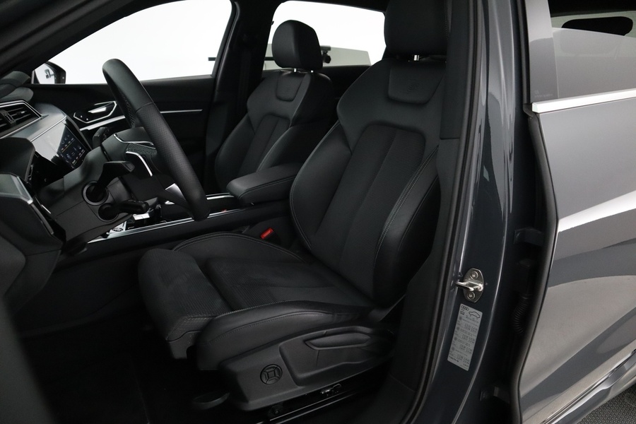 Audi Q8 e-tron vaihtoauto