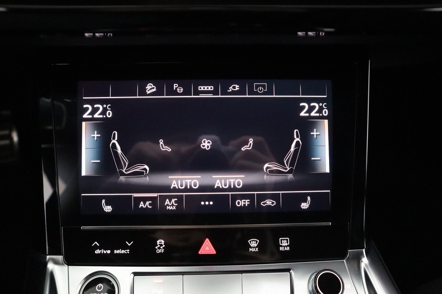 Audi Q8 e-tron vaihtoauto