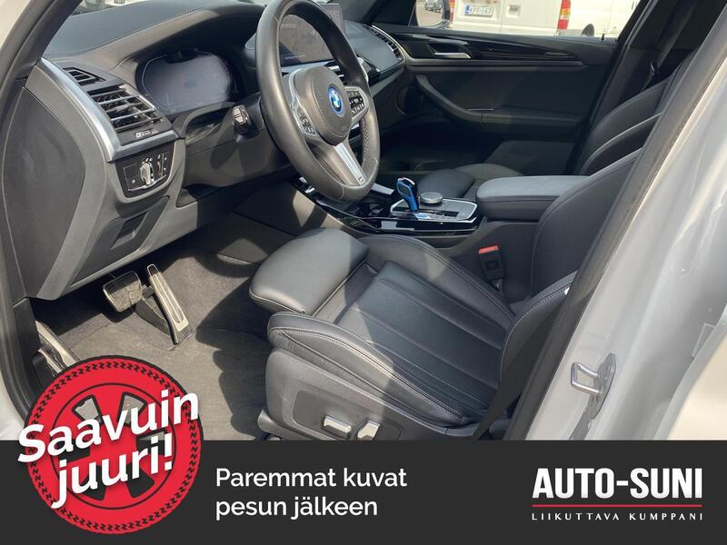 BMW iX3 vaihtoauto