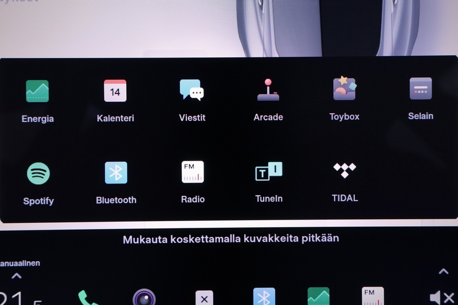 Tesla Model S vaihtoauto