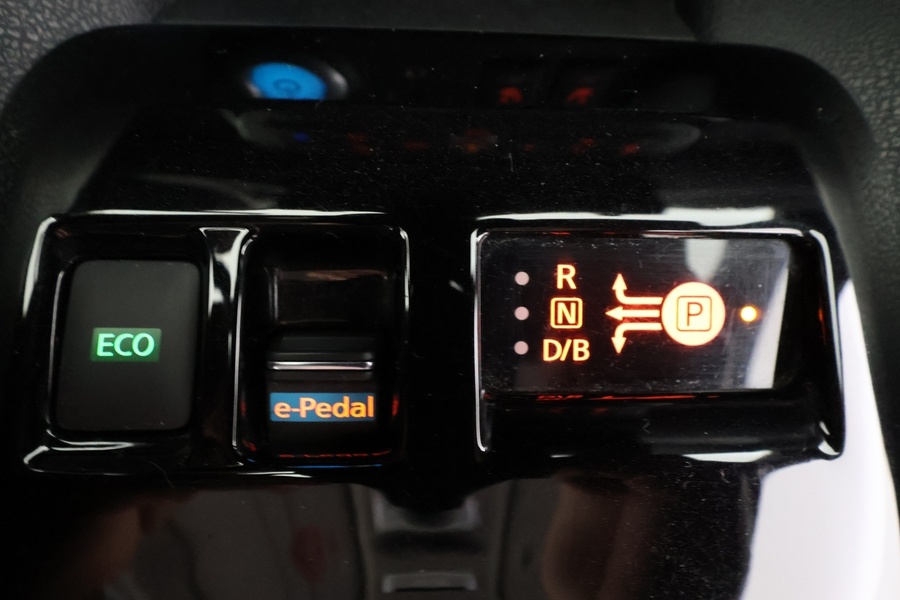 Nissan Leaf vaihtoauto