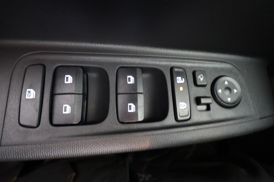 Hyundai INSTER vaihtoauto