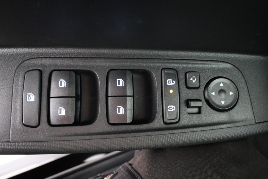 Hyundai INSTER vaihtoauto