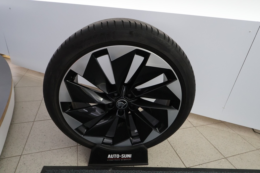 Skoda Enyaq vaihtoauto