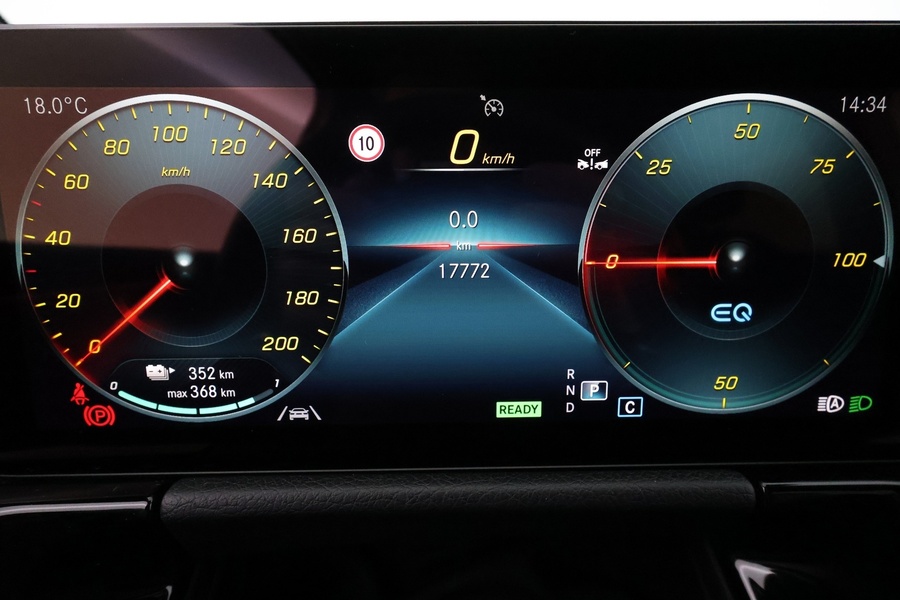 Mercedes-Benz EQA vaihtoauto