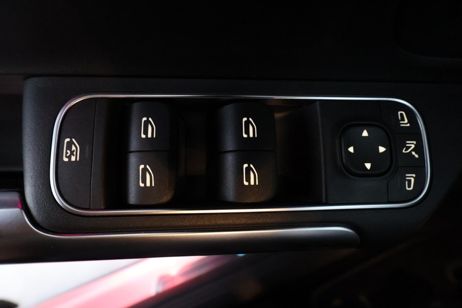 Mercedes-Benz EQA vaihtoauto