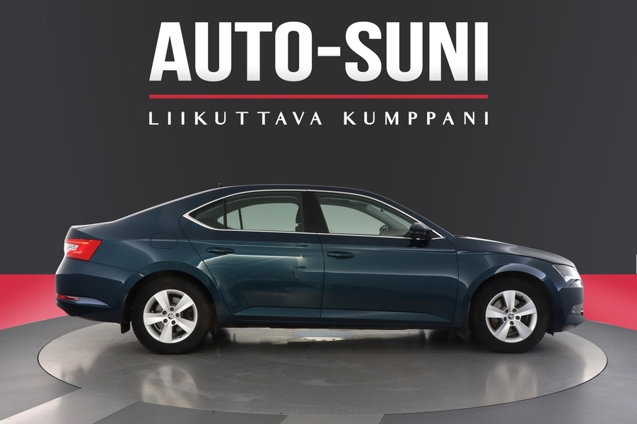 Skoda Superb vaihtoauto