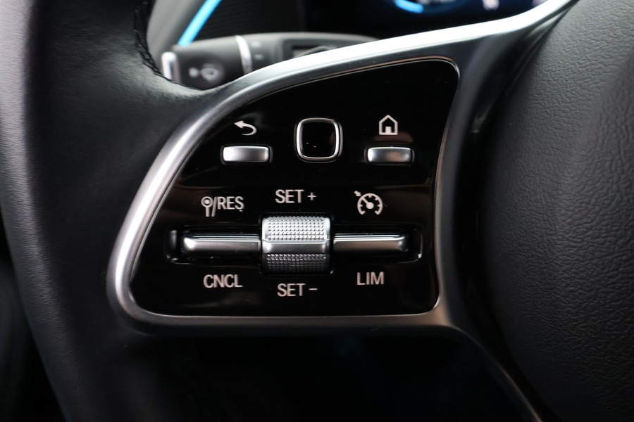 Mercedes-Benz EQC vaihtoauto