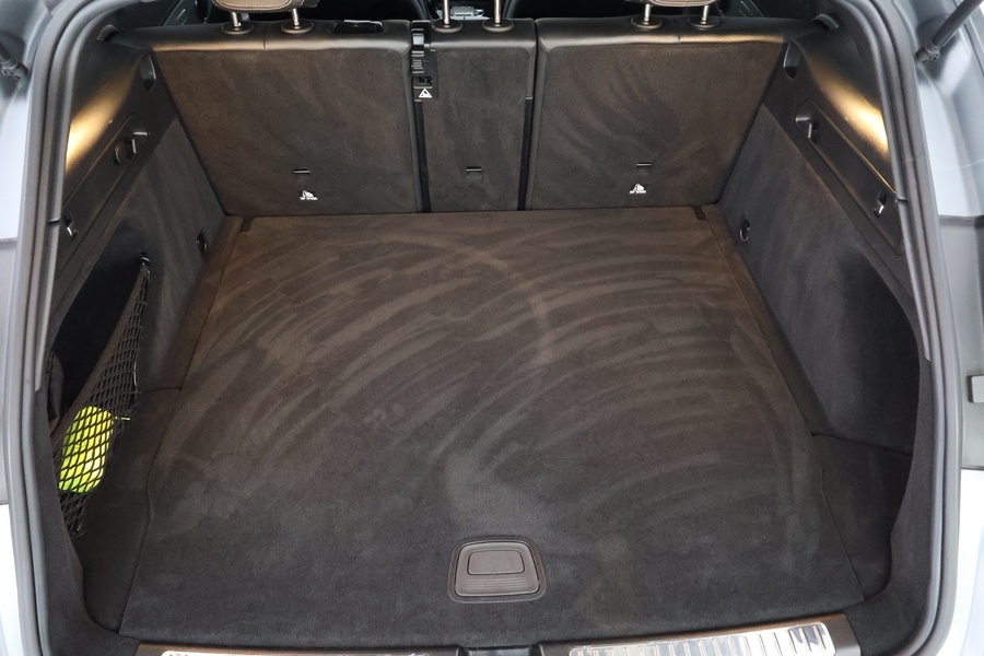 Mercedes-Benz EQC vaihtoauto