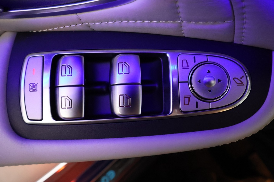 Mercedes-Benz EQC vaihtoauto