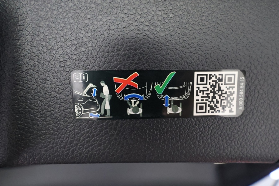 Mercedes-Benz EQC vaihtoauto