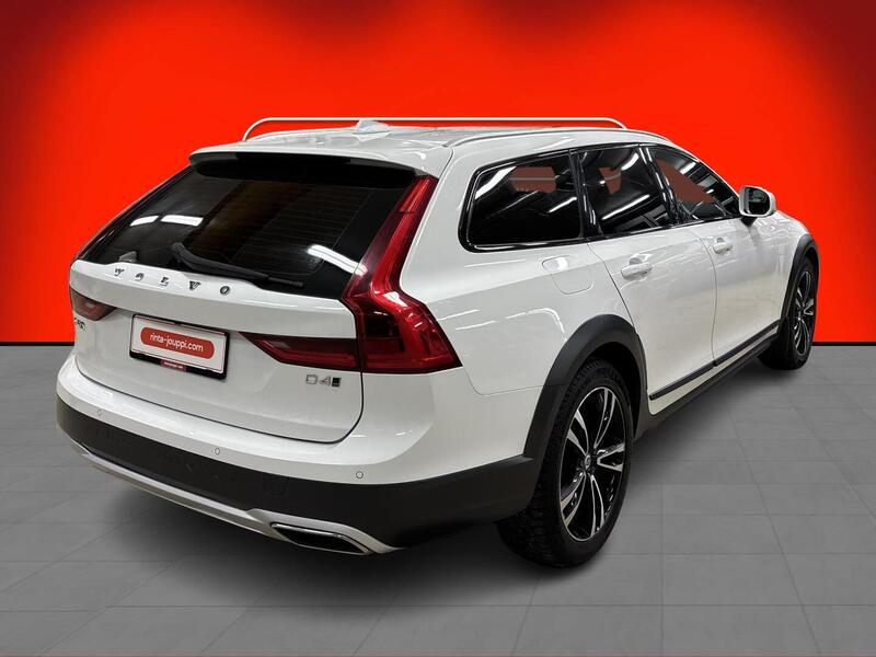 Volvo V90 Cross Country vaihtoauto