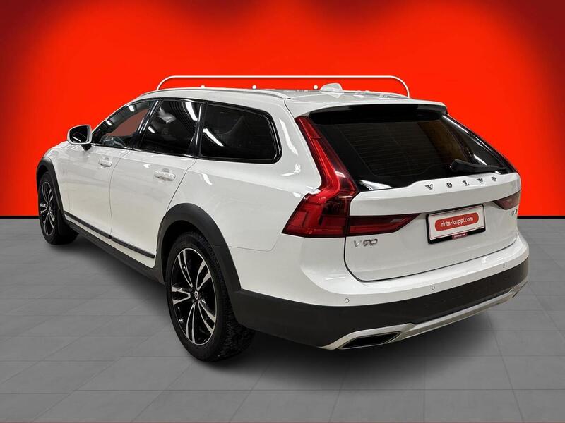 Volvo V90 Cross Country vaihtoauto