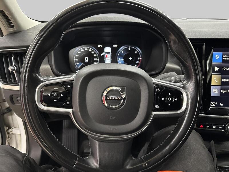 Volvo V90 Cross Country vaihtoauto