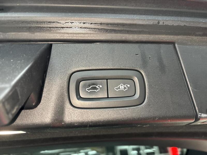 Volvo V90 Cross Country vaihtoauto