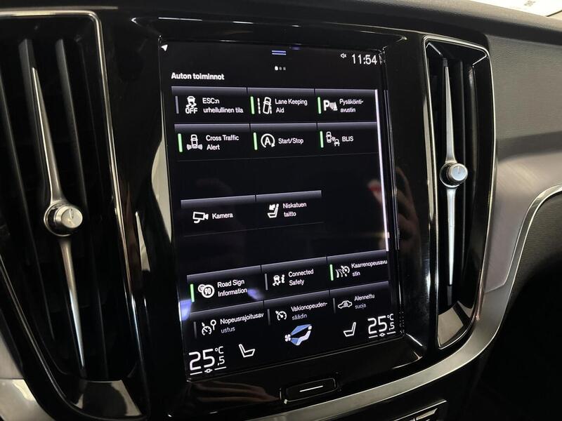 Volvo V60 Cross Country vaihtoauto