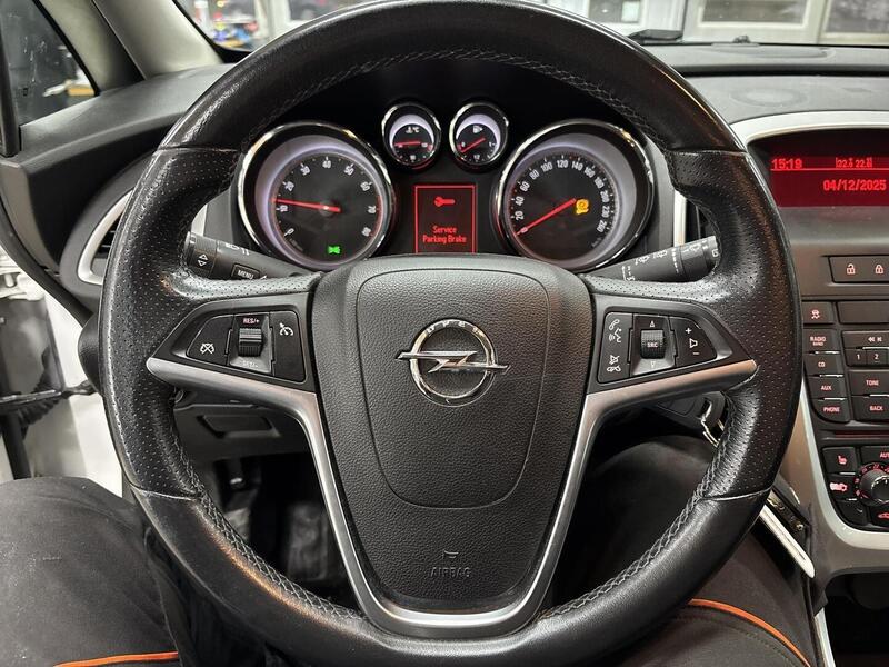 Opel Astra vaihtoauto