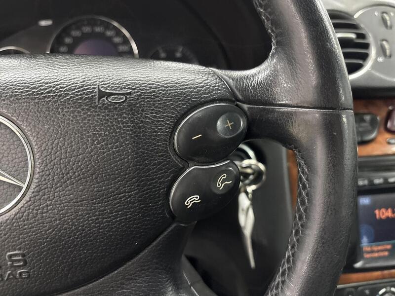 Mercedes-Benz CLK vaihtoauto