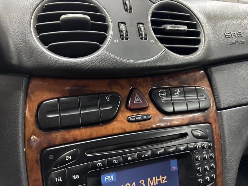 Mercedes-Benz CLK vaihtoauto