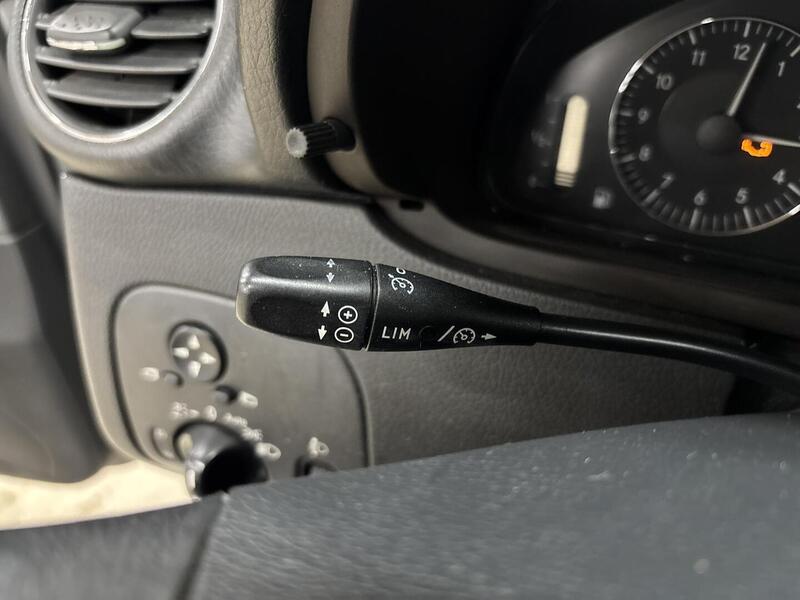 Mercedes-Benz CLK vaihtoauto