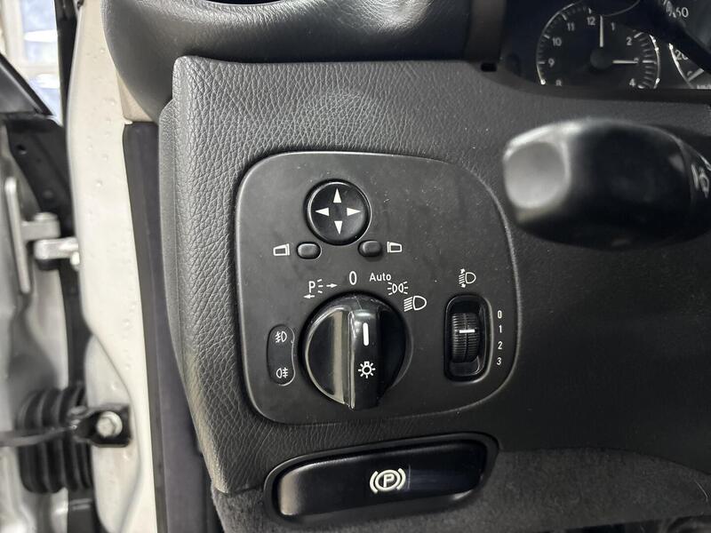 Mercedes-Benz CLK vaihtoauto