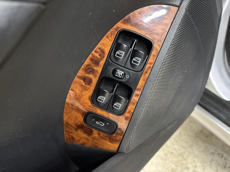 Mercedes-Benz CLK vaihtoauto