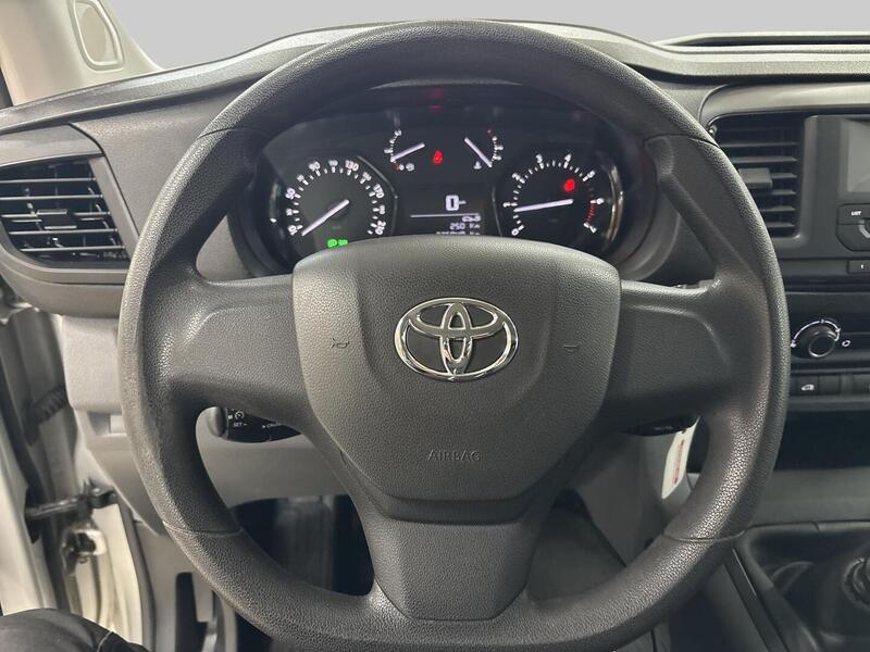 Toyota Proace vaihtoauto