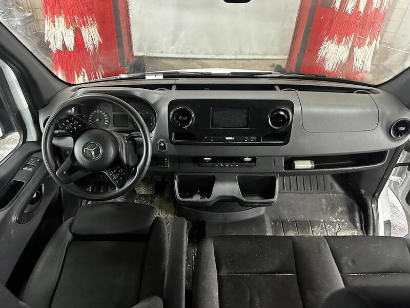 Mercedes-Benz Sprinter vaihtoauto