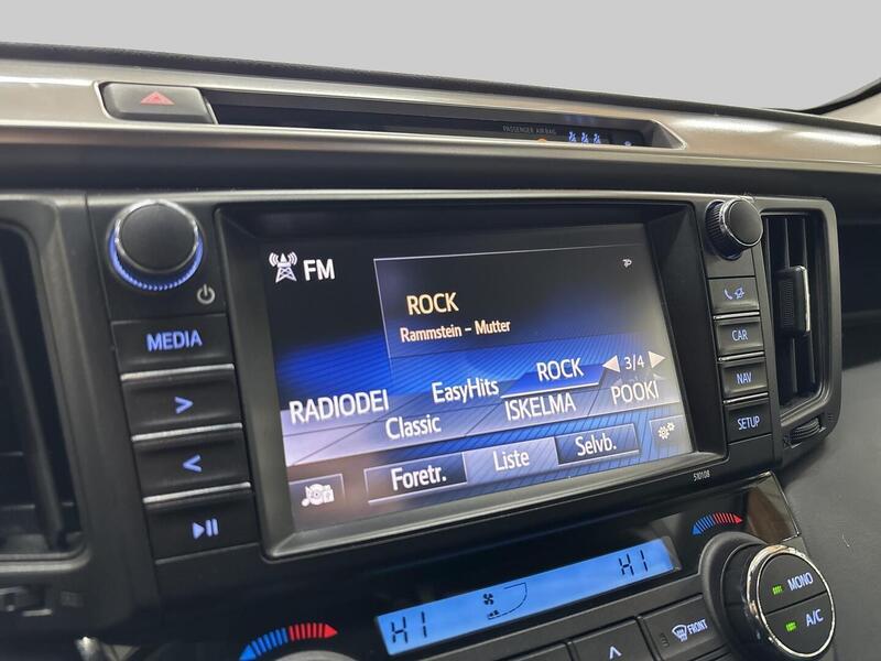 Toyota RAV4 vaihtoauto