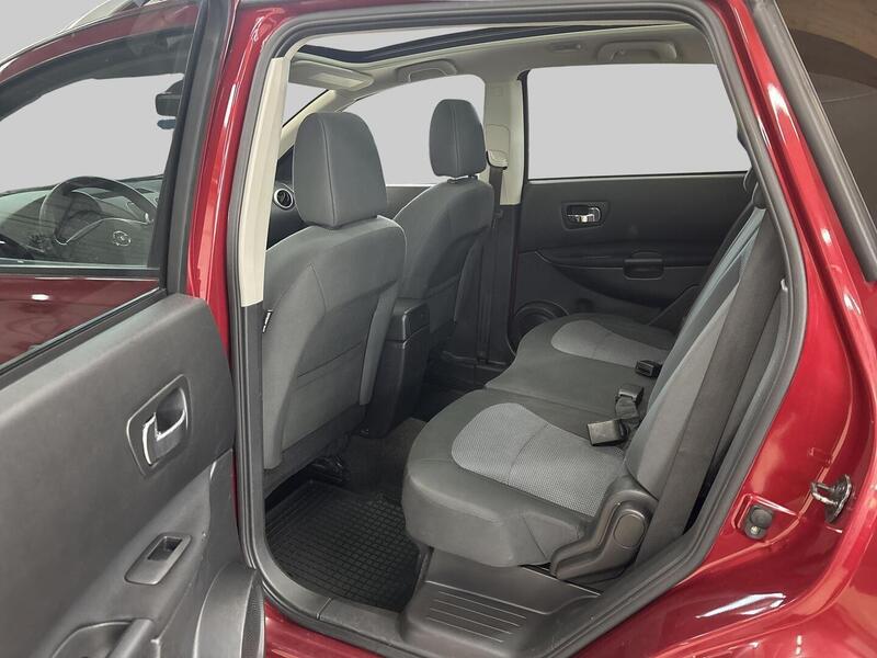 Nissan Qashqai+2 vaihtoauto