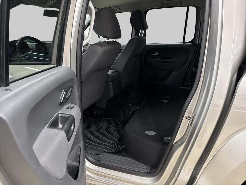 Volkswagen Amarok vaihtoauto