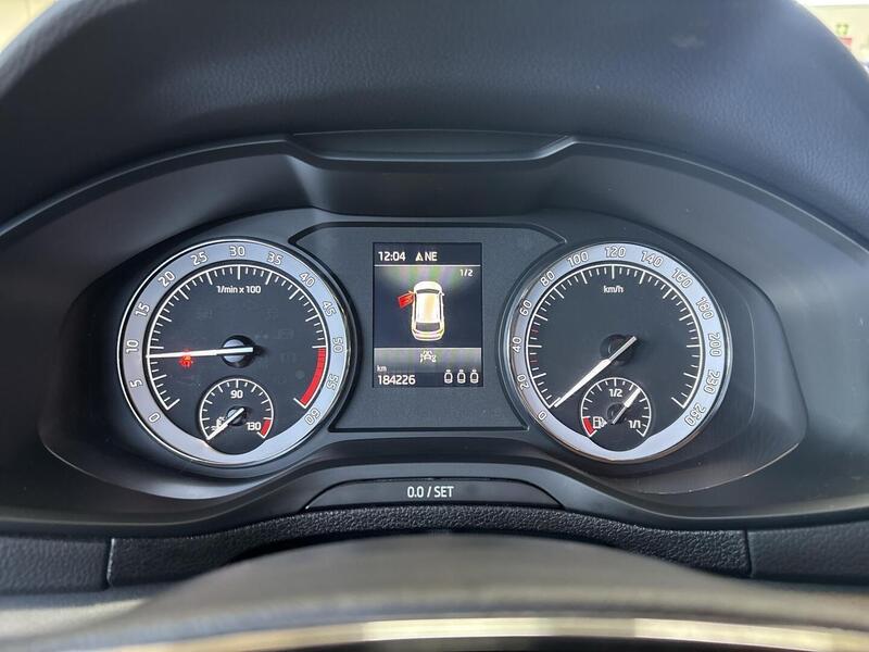 Skoda Karoq vaihtoauto