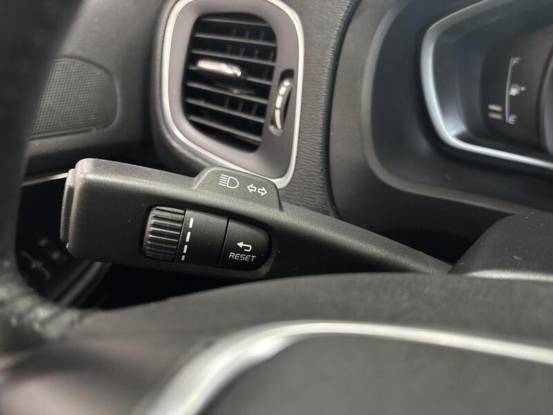 Volvo V40 vaihtoauto