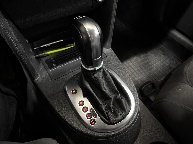 Volkswagen Touran vaihtoauto