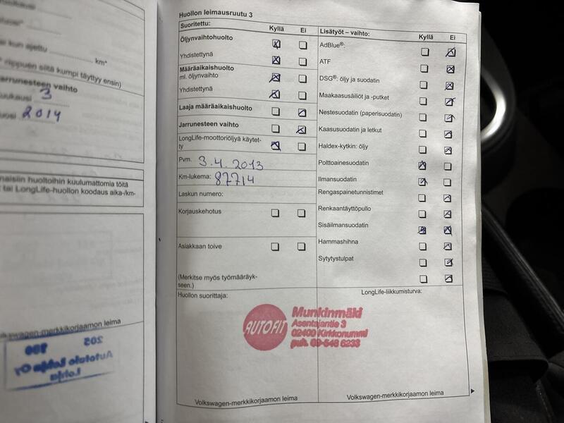 Volkswagen Touran vaihtoauto