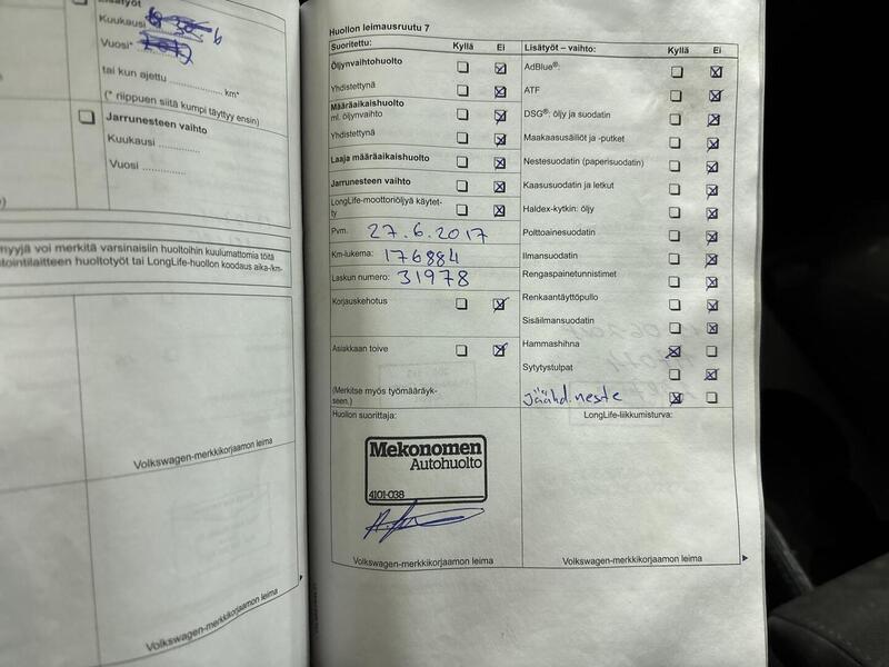 Volkswagen Touran vaihtoauto