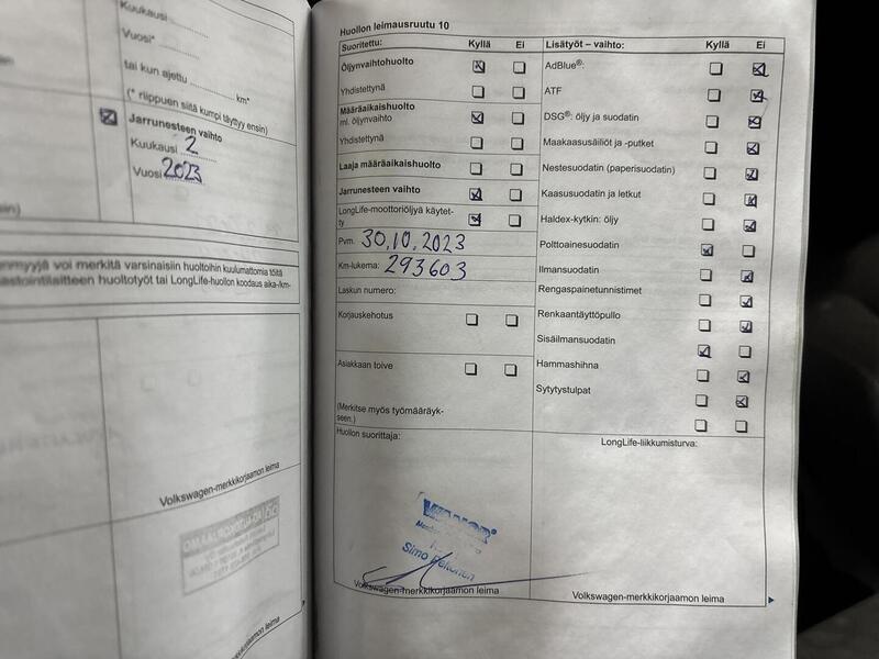 Volkswagen Touran vaihtoauto