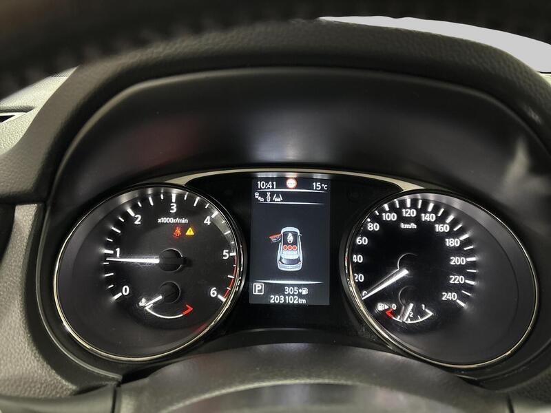 Nissan X-Trail vaihtoauto