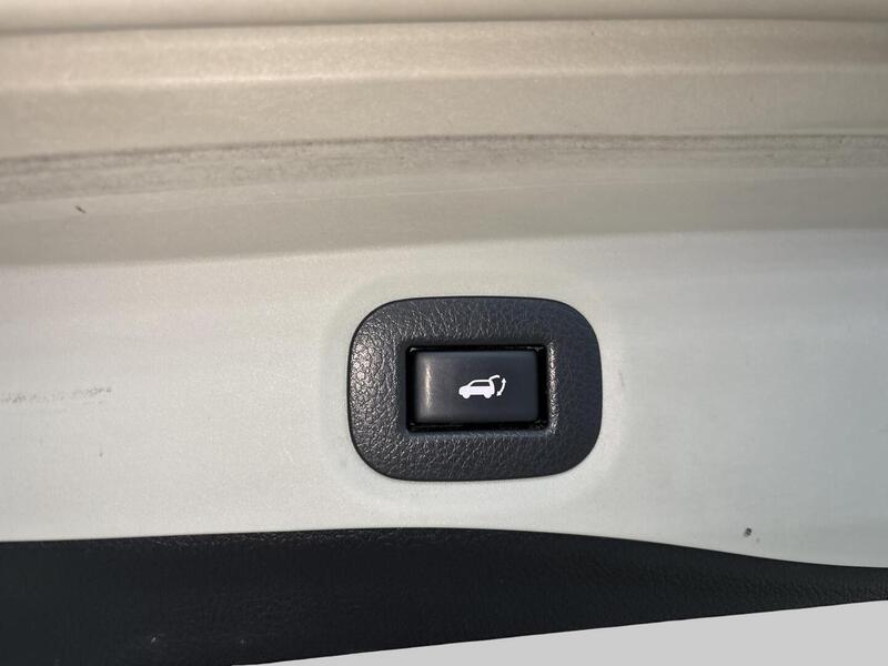 Nissan X-Trail vaihtoauto