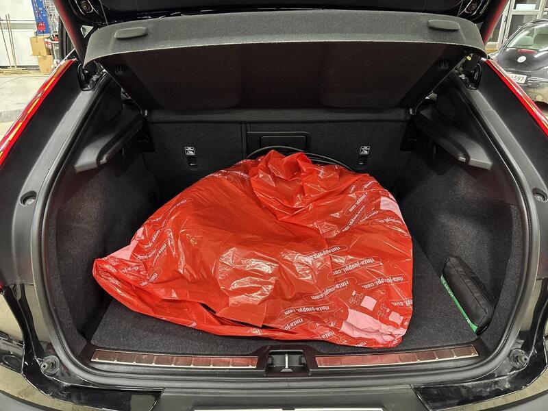 Volvo C40 vaihtoauto