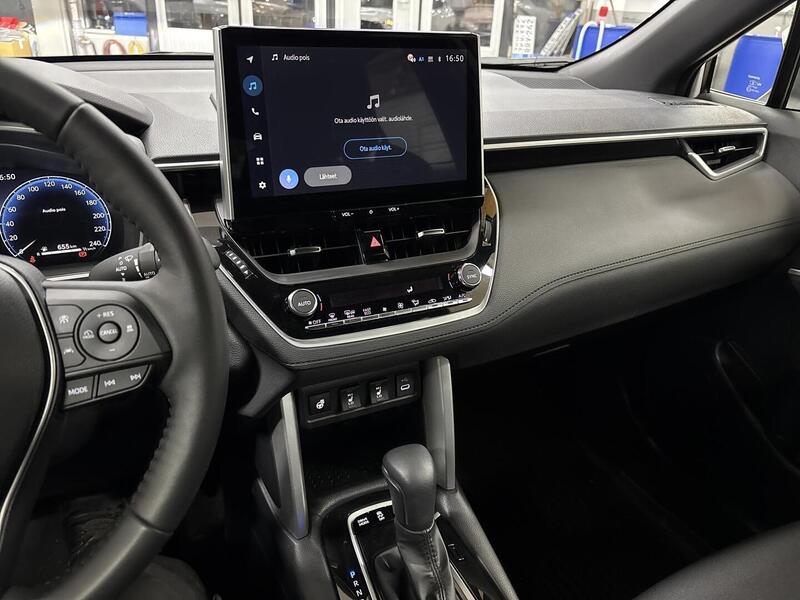 Toyota Corolla Cross vaihtoauto